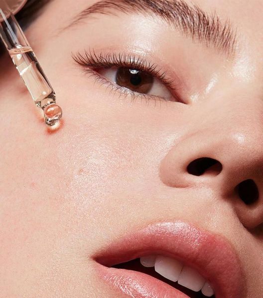 Лифтинг-сыворотка с ретинолом: Мощнейший дуэт для гладкой, упругой и молодой кожи