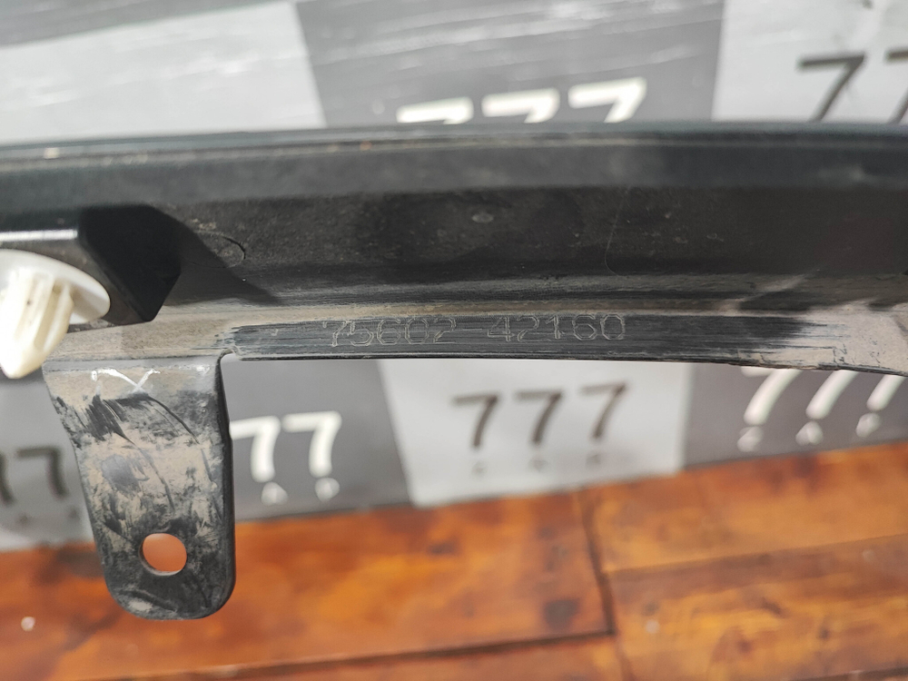 Накладка крыла переднего левого RAV4 V (XA50) 18-нв Б/У Оригинал 7560242160