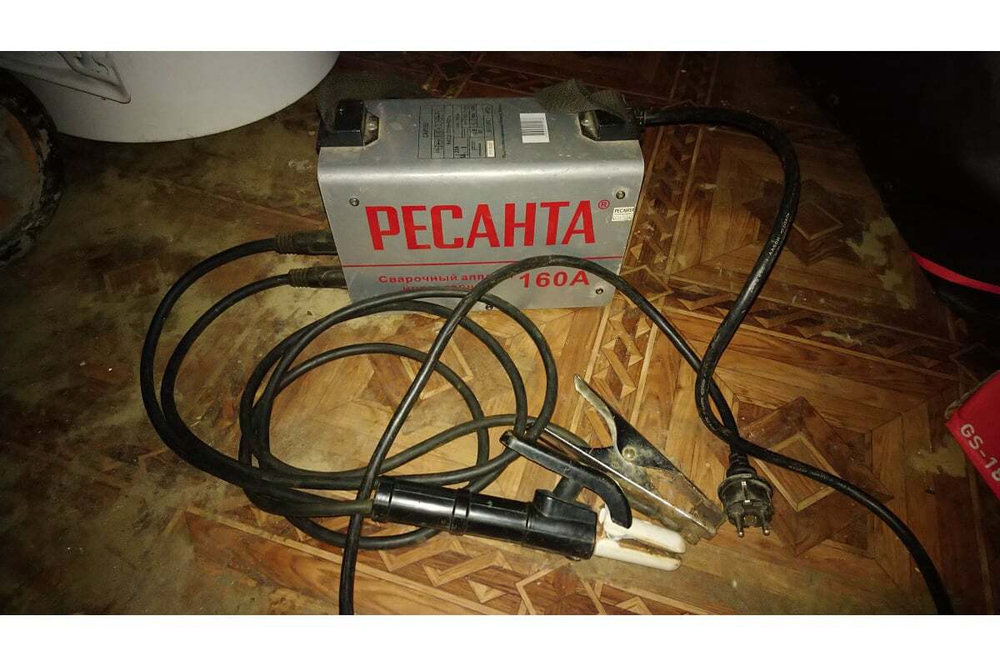 Инверторный сварочный аппарат Ресанта САИ 160 65/1