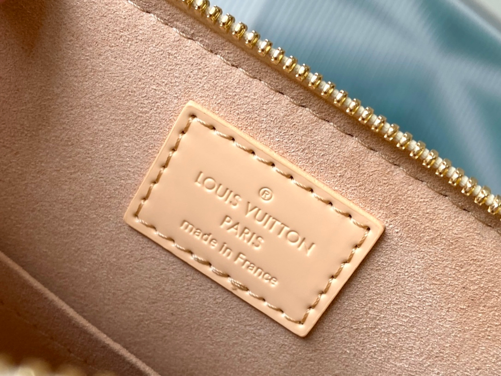 Louis Vuitton Alma BB