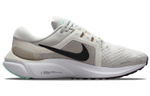 Кроссовки Nike Air Zoom Vomero 16
