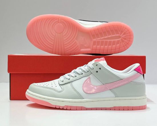 Кроссовки Nike SB Dunk Low 520 "Pack Pink"