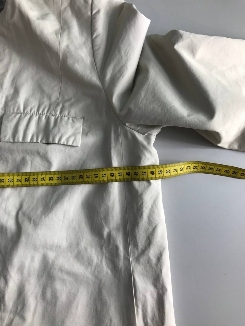 Плащ Elema светлого оттенка, визуально на 44/46 размер