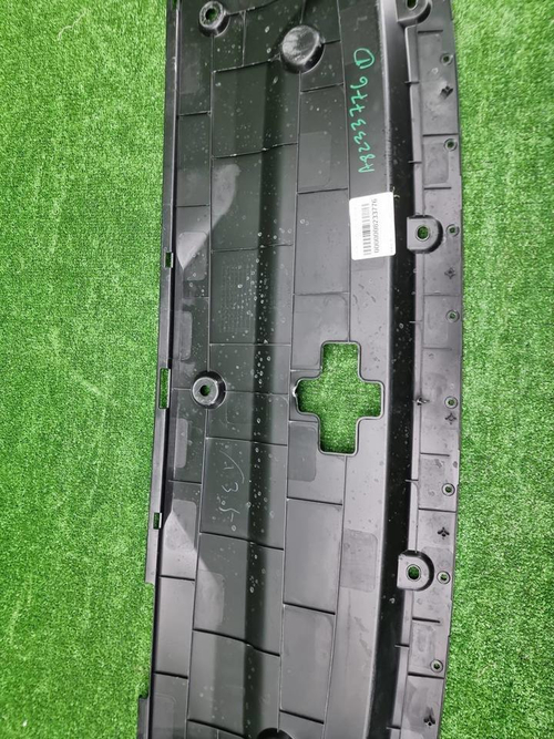Кожух замка капота GAC GS8 2 (2021-н.в.)