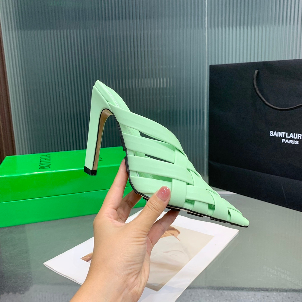 Bottega Veneta Alfie Mule
