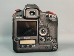 Canon EOS-1D Mark IV 304.440 Кадров