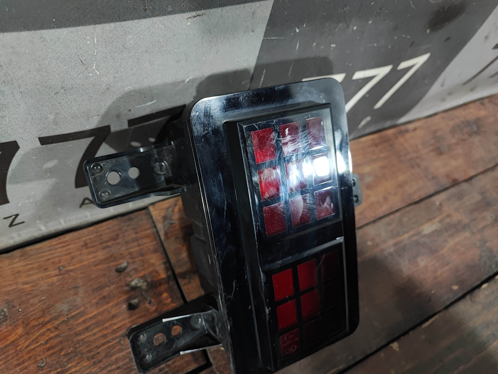 ПТФ задний левый Jetour T2 23-нв Б/У Оригинал F264416030