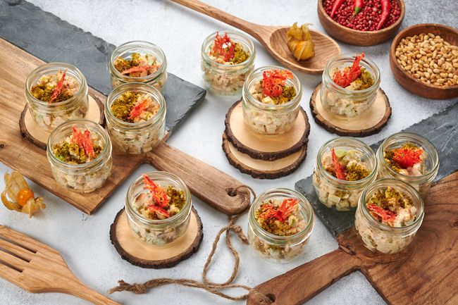 Салатик с курочкой и яблоком, 12 шт.