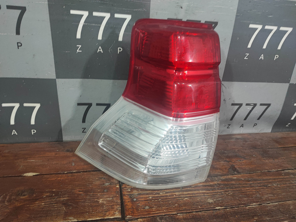 Фонарь левый Land Cruiser Prado 150 09-13 Б/у Оригинал 8156060830