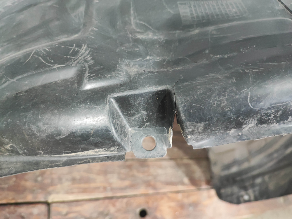 Подкрылок передний правый Changan Alsvin 18-нв Б/У Оригинал 5512123BS01