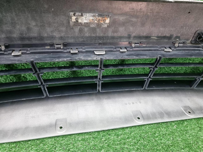 Бампер передний BMW 5er G30 (2020-2023)