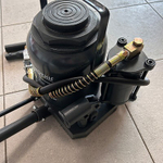 Домкрат пневмо-гидравлический СОРОКИН 3.85 (50 т - 260/430 мм)