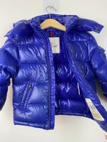 Пуховик Moncler
