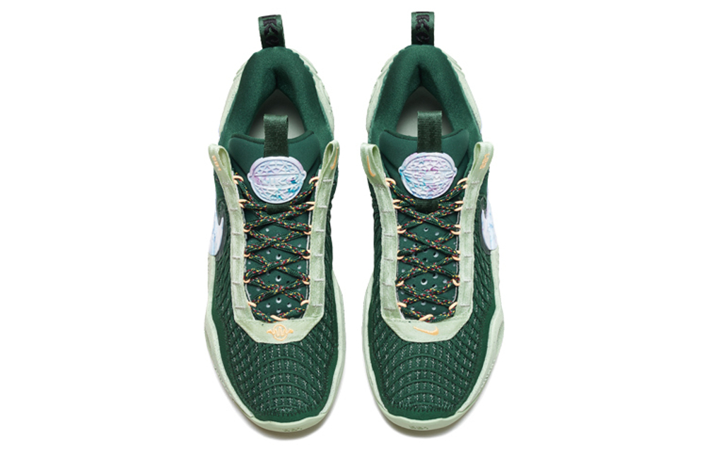 Кроссовки Nike Cosmic Unity Tb