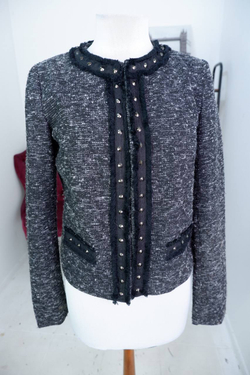 Жакет Ostin сдержанный, маркировка М, визуально 46 размер