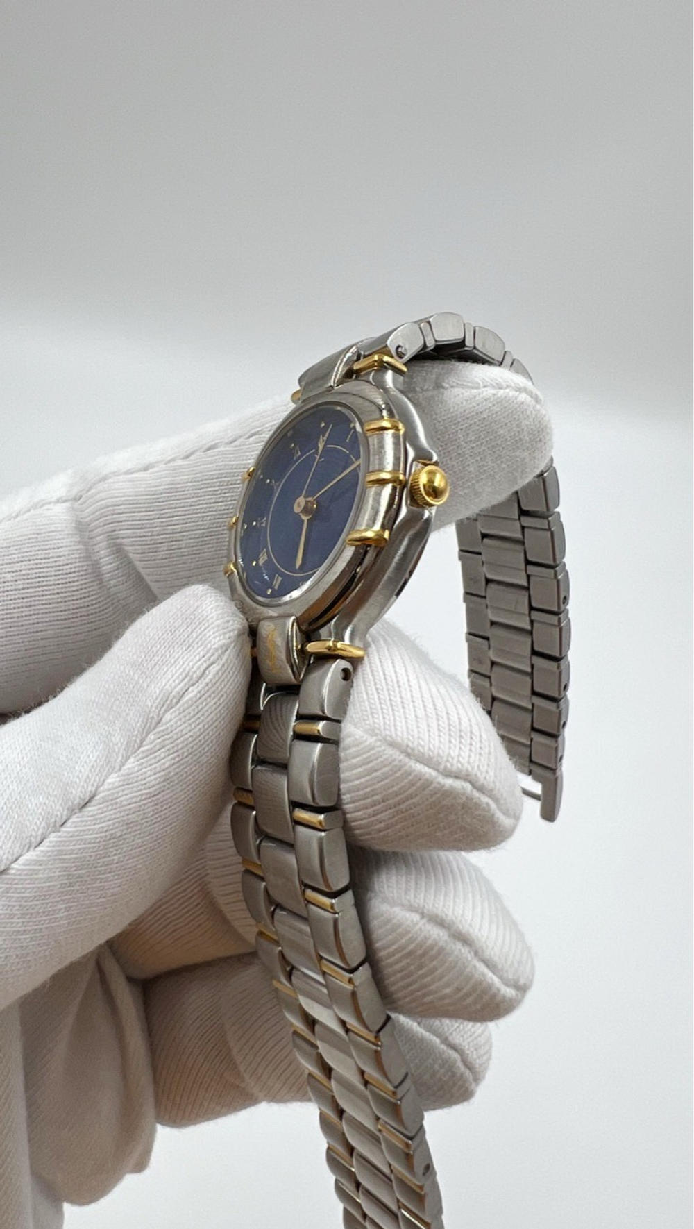 Часы Yves Saint Laurent