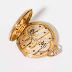 Золотые часы-кулон «ECHAPPEMENT ET CYLINDRE»