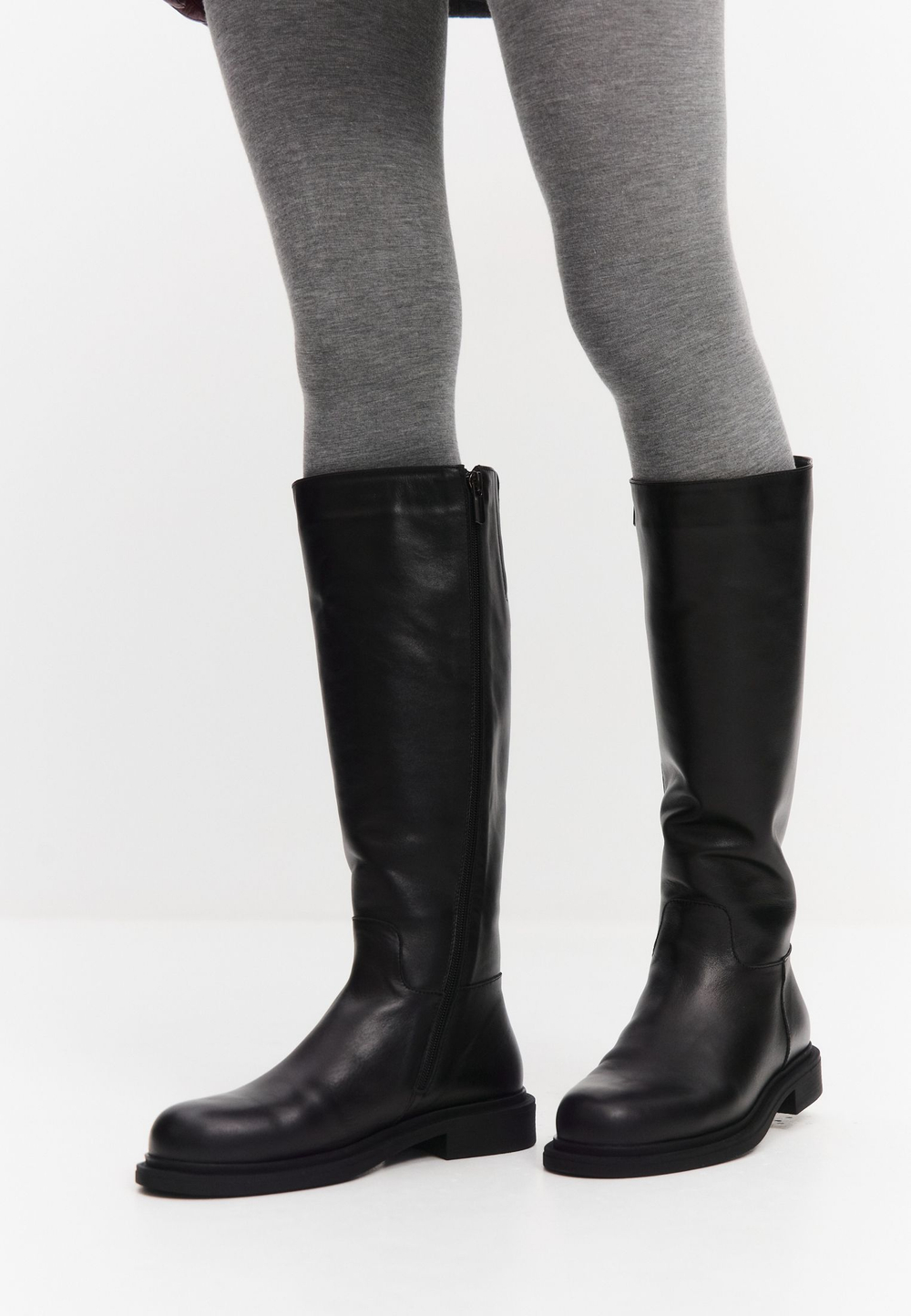 Сапоги // Mare // Black