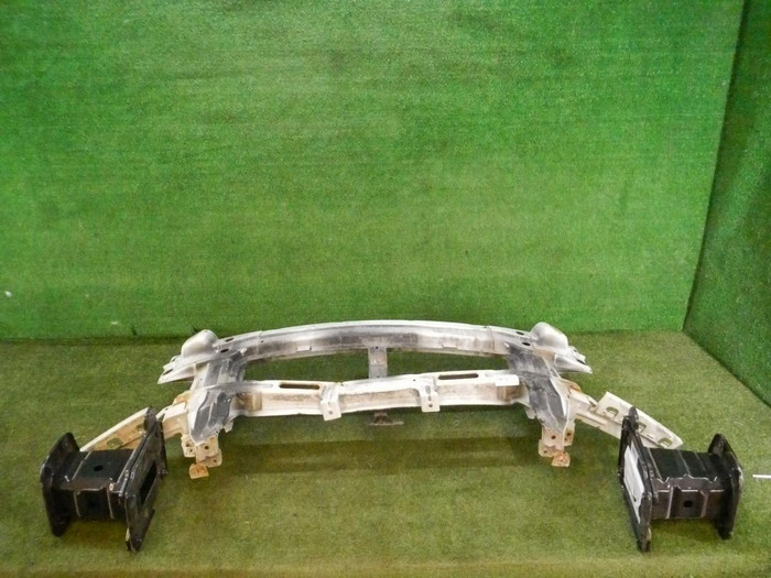 Усилитель передний Chevrolet Captiva C140 (2011-2016)