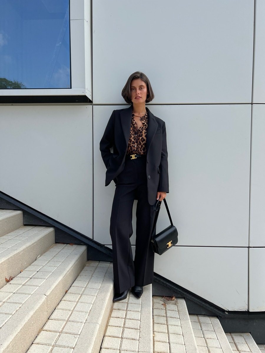 Жакет OVER из плотной ткани черный