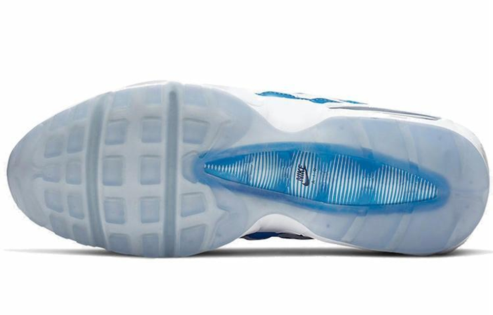 Кроссовки Nike Air Max 95 Essential