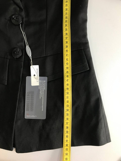 Жакет лаконичный, маркировка 3XXL, визуально на 48 размер, новый