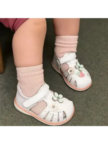 Сандалии для девочки лето