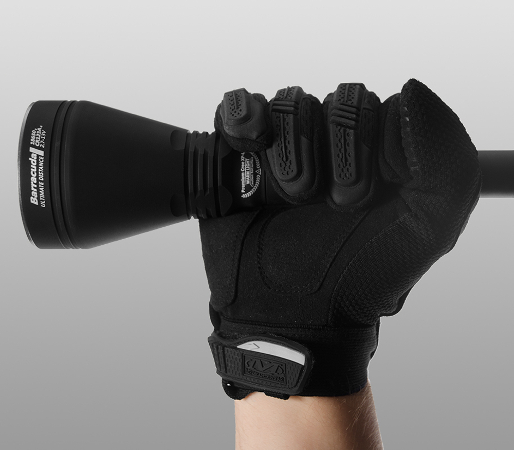 Фонарь светодиодный поисковой Armytek Barracuda v2, 1260 лм, теплый свет, аккумулятор