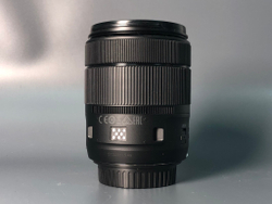 Canon EF-S 18-135mm 3.5-5.6 IS Nano USM