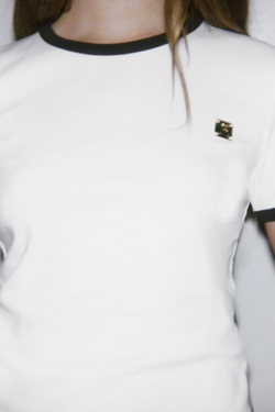 ZARA ФУТБОЛКА С БРОШЬЮ, БЕЛЫЙ