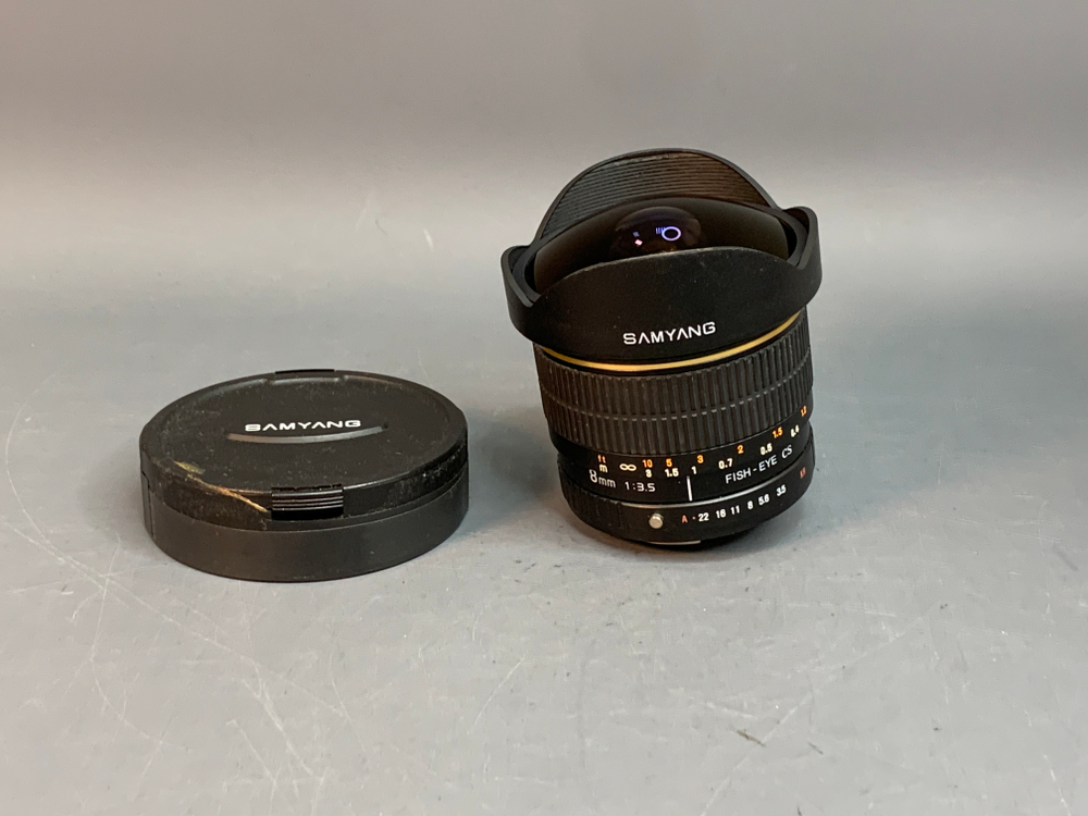 Samyang 8mm f/3.5 UMC Fish-eye CS II Pentax K