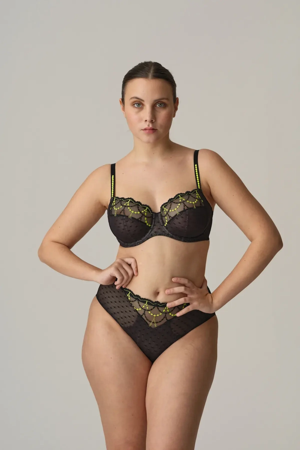 PRIMADONNA Twist Tepito Трусы с высокой талией, черный