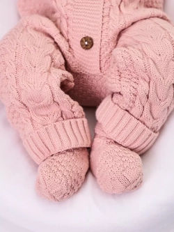 вязаный комбинезон для новорожденных