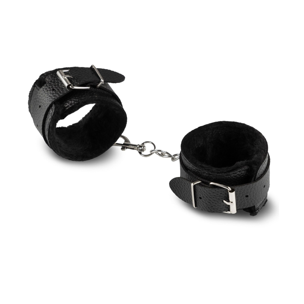 Черные наручники из эко-кожи с мехом (Цвет: черный)