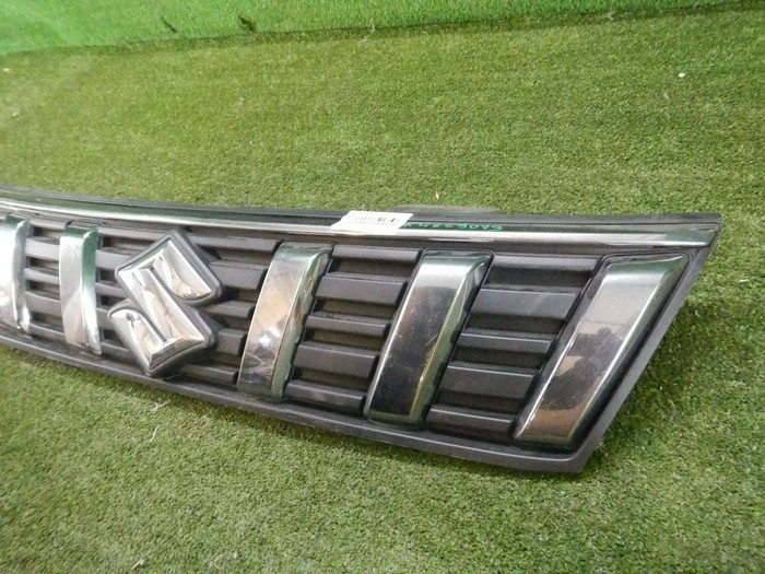 Решетка радиатора Suzuki Vitara 2 (2018-н.в.)