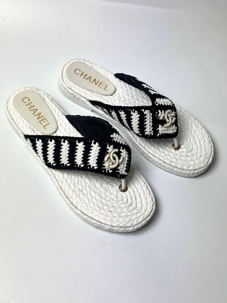 Шлепанцы CHANEL