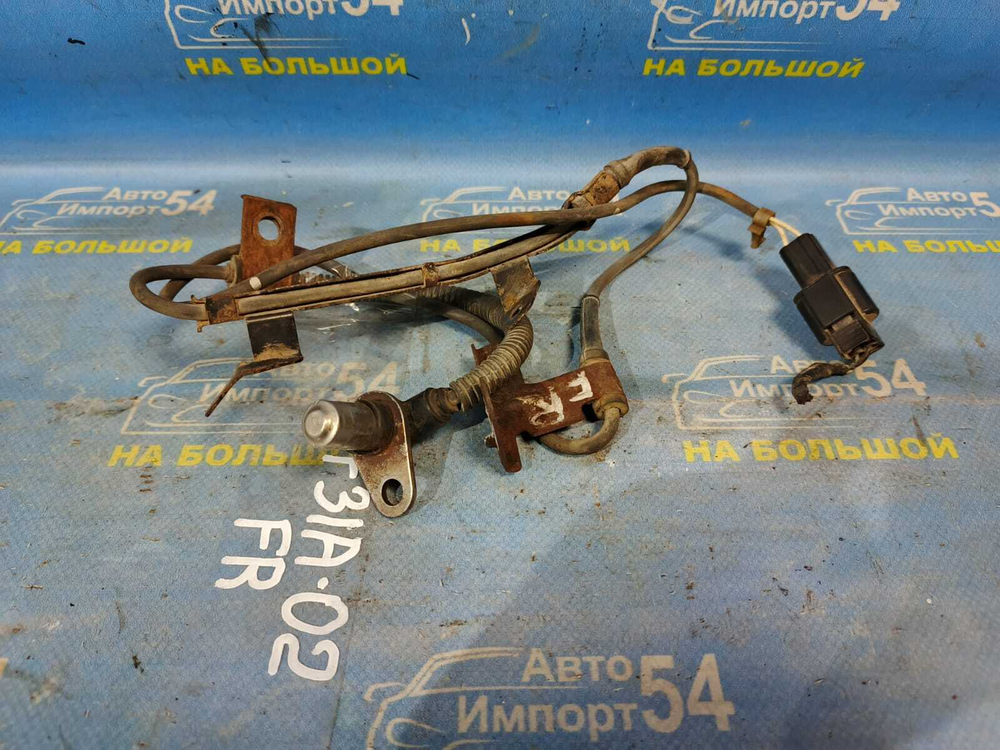 Датчик ABS передний правый MITSUBISHI DIAMANTE 1997