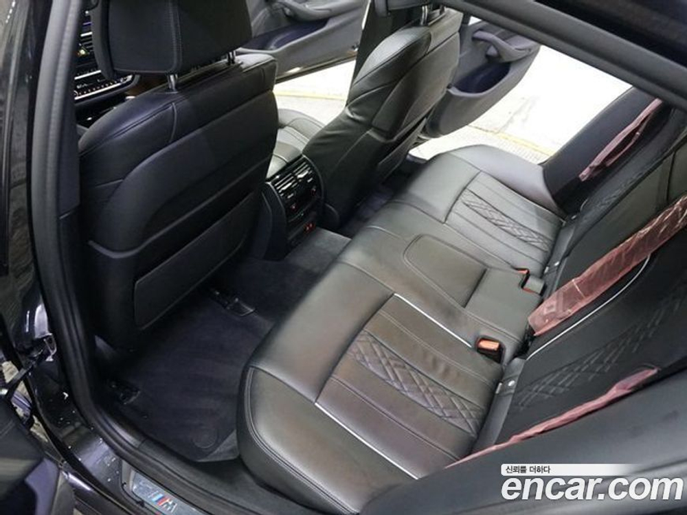 BMW 5 Series (G30) 523d xDrive M Sports (01.2021)