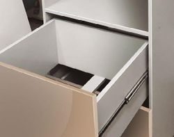 Модульный кухонный гарнитур «Капля» 21100 (кофе с молоком/белый глянец), ЛДСП, ДСВ Мебель