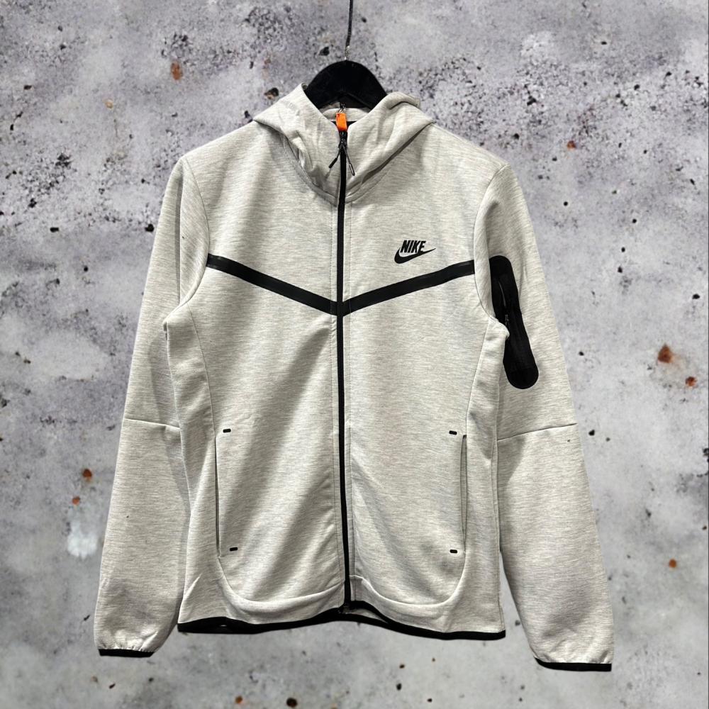 Nike tech fleece in store shop