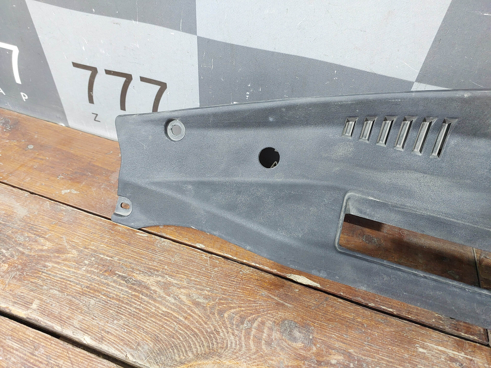 Кожух замка капота Toyota Camry (XV70) 17-нв Б/У Оригинал 5329533130