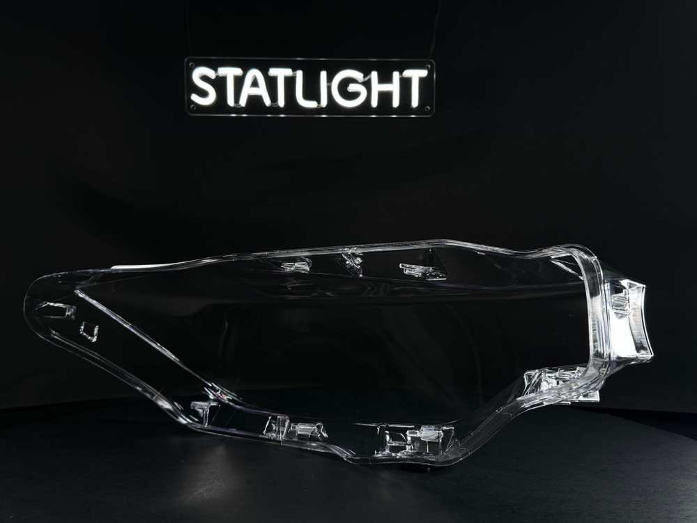 Левое стекло фары BMW F35 F30 2016-2018