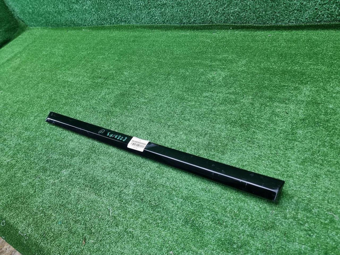 Накладка двери задняя правая BMW X7 G07 (19-нв)