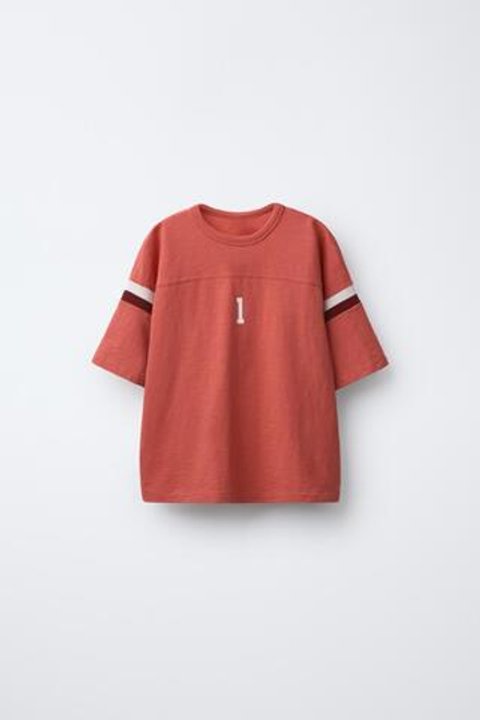 ZARA ФУТБОЛКА С НАШИВКАМИ, ЛИНЯЛЫЙ КРАСНЫЙ