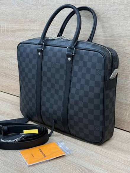 Портфель Louis Vuitton