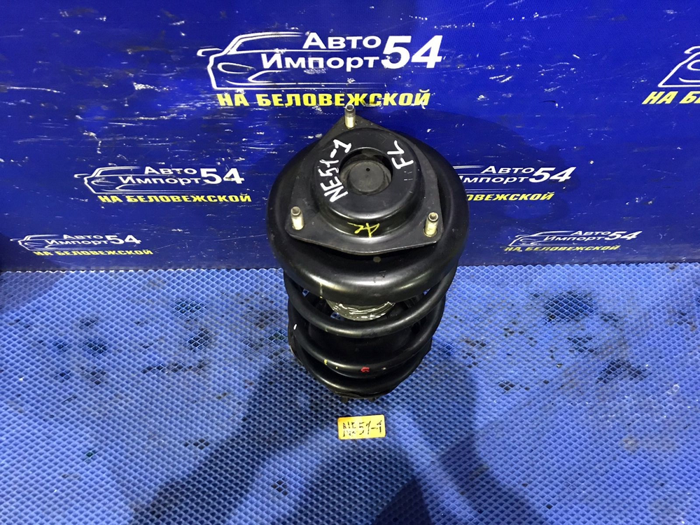 Стойка передняя левая NISSAN ELGRAND 2005