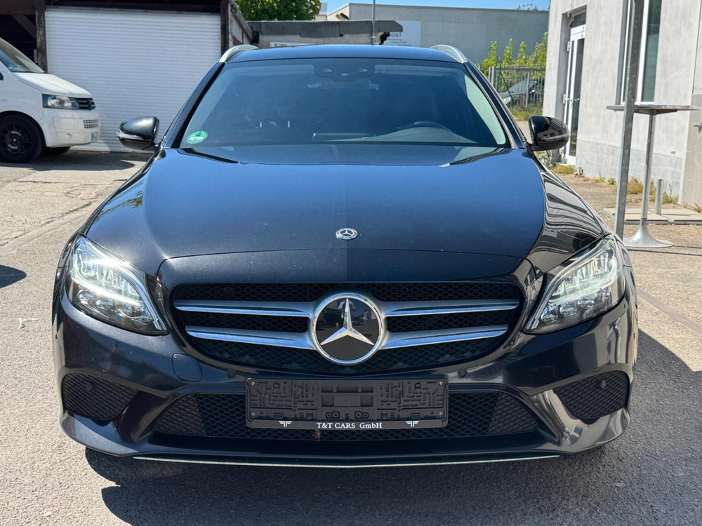 Mercedes-Benz C 220