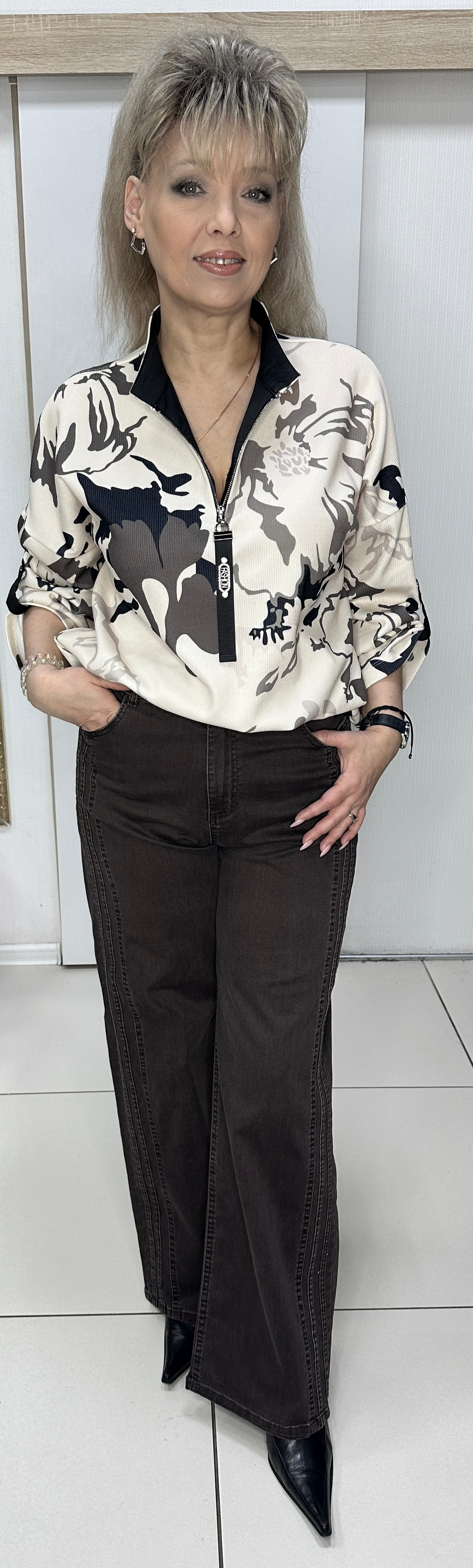 Брюки шоколадного цвета с двойными лампасами