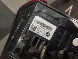 Фонарь задний правый BMW X1 (F48) 19-22 Б/У Оригинал 63217477714
