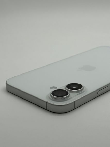 iPhone 16 Plus 128Gb White